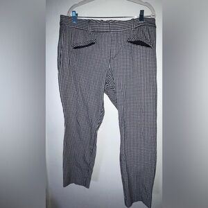 Women’s Gap Gingham Signature Curvy Skinny Angle Pants